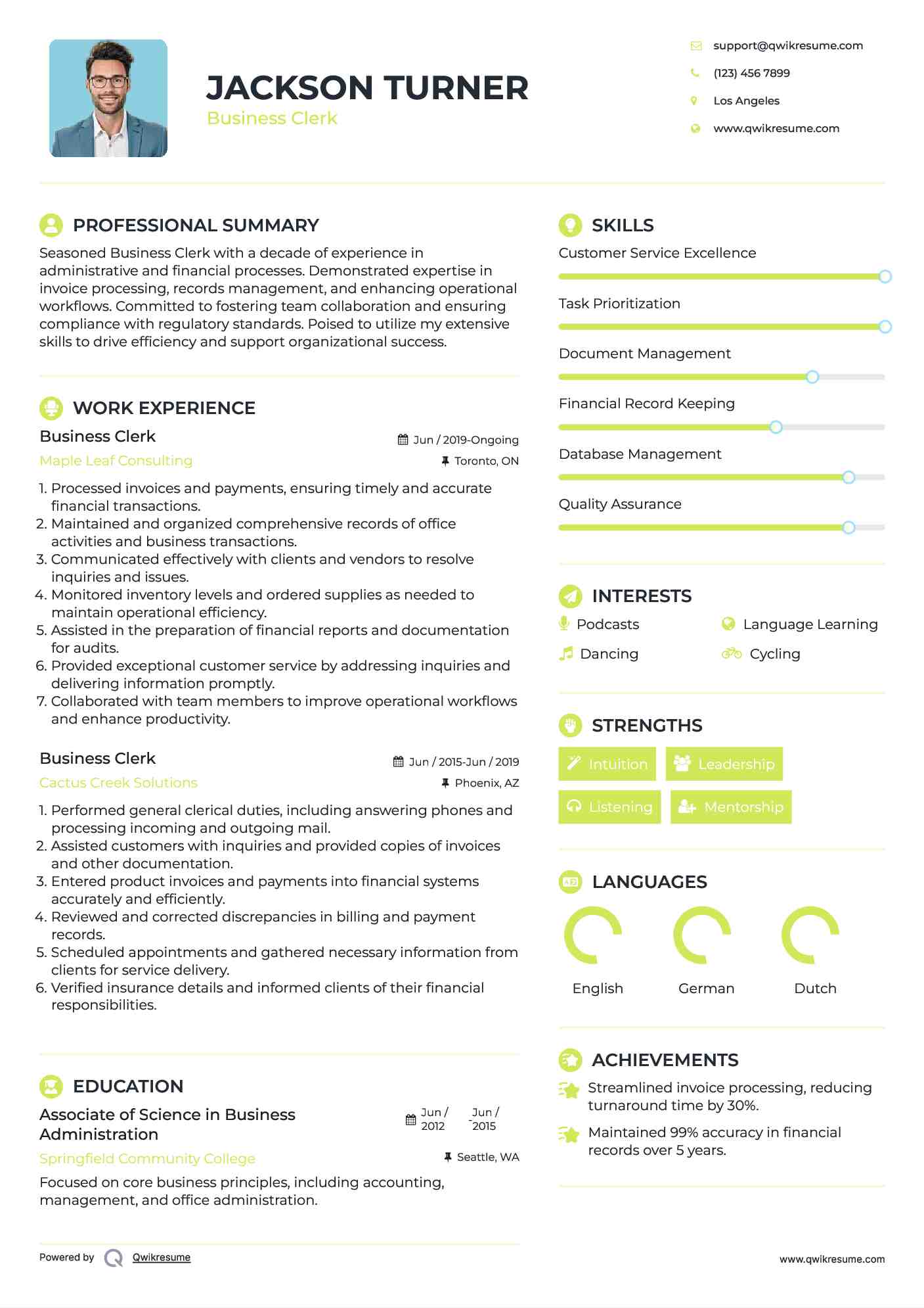 Business Clerk Resume Example