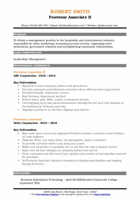 Footwear Associate Resume Samples QwikResume