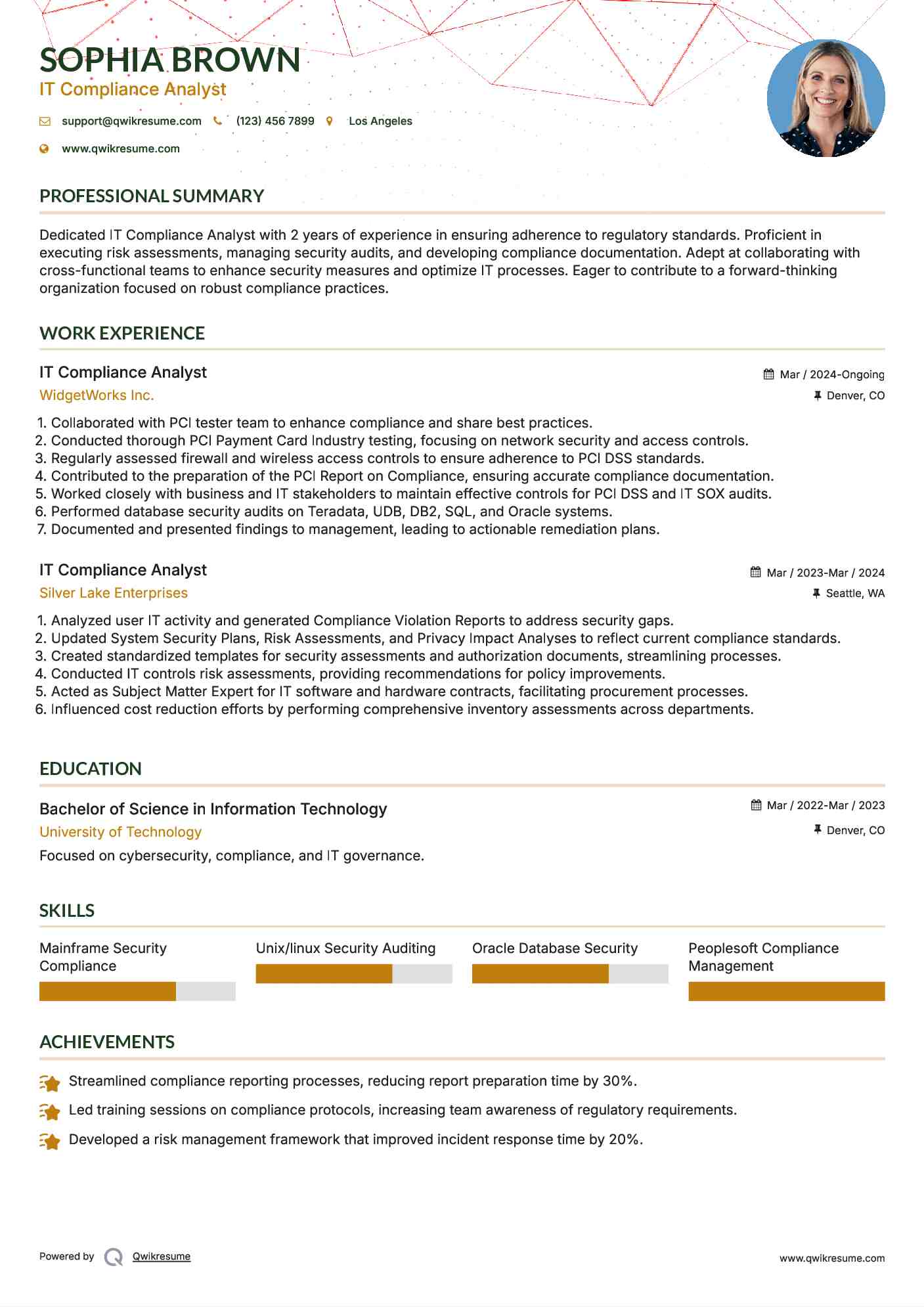 IT Compliance Analyst Resume Example