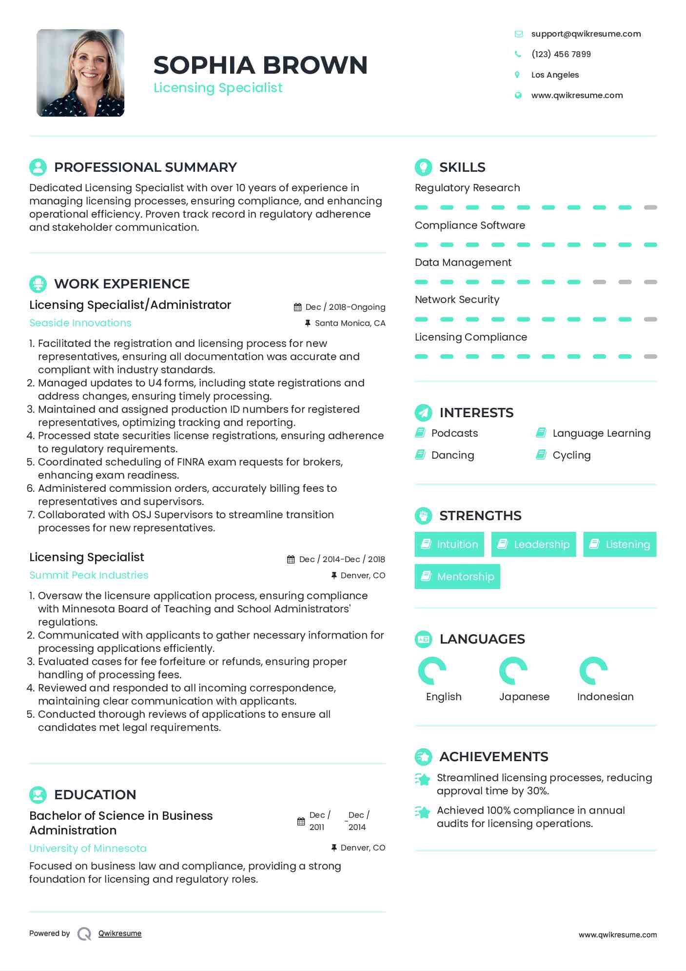 Licensing Specialist/Administrator Resume Sample